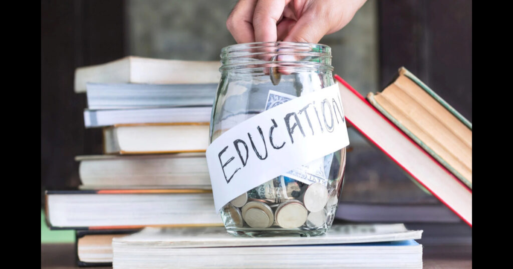 Smart-Parents-Are-Doing-This-for-Their-Childrens-Education-While-Others-Are-Still-Struggling